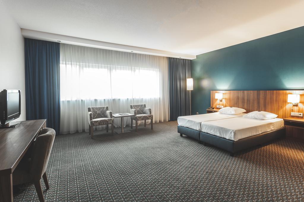Van Der Valk Theaterhotel Almelo Exterior photo